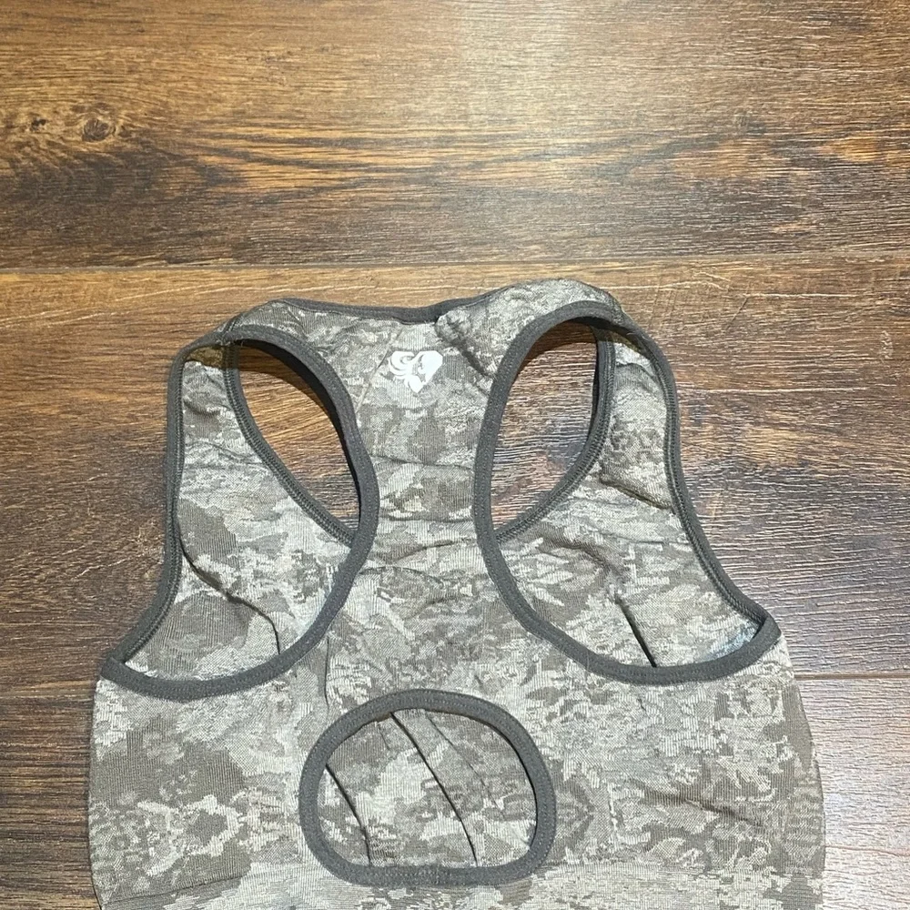 Women’s best sports bra size medium